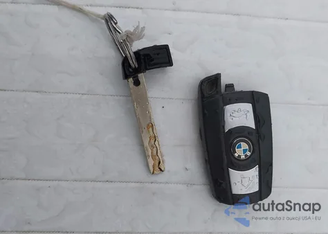 2011 BMW 328I из США, поврежденный, VIN WBAPH7C54BE462054